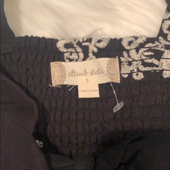 NWT Altar’d State Crop Top - Picture 7 of 9